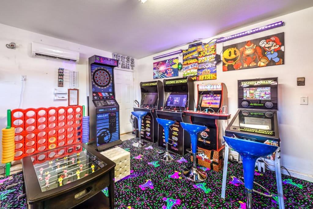 Family Fun For Everyone In Las Vegas- 4 Bedrooms, Billiards, Game Room Henderson Kültér fotó