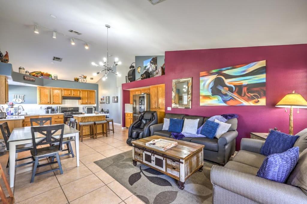 Family Fun For Everyone In Las Vegas- 4 Bedrooms, Billiards, Game Room Henderson Kültér fotó