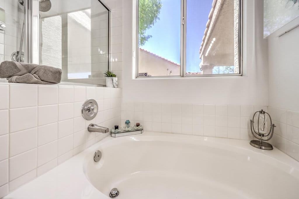 Family Fun For Everyone In Las Vegas- 4 Bedrooms, Billiards, Game Room Henderson Kültér fotó