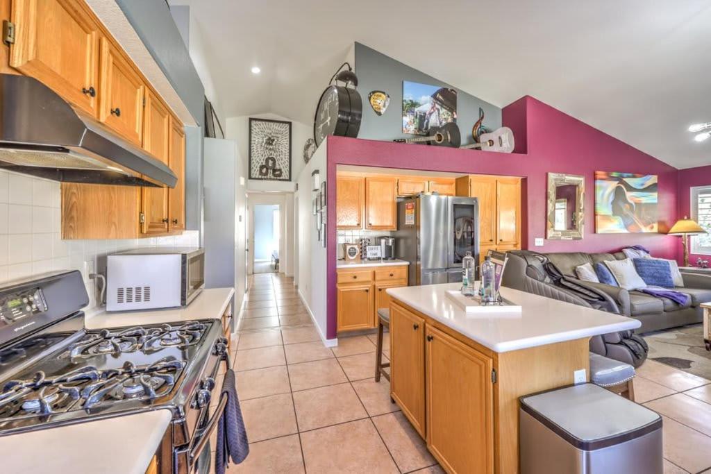 Family Fun For Everyone In Las Vegas- 4 Bedrooms, Billiards, Game Room Henderson Kültér fotó